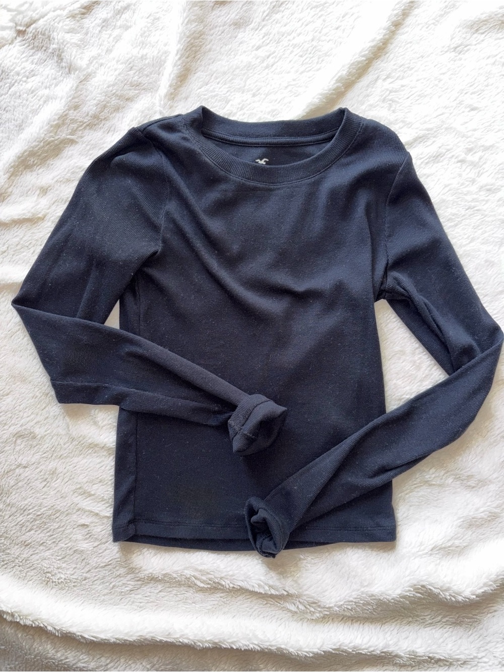 HOLLISTER long sleeve baby t shirt. Size Medium